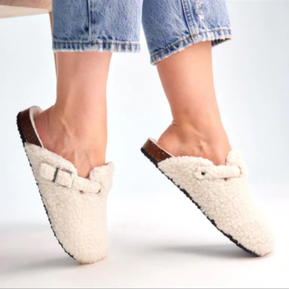 Pillow slides